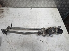 Nissan Qashqai 2010-2013 wiper motor with linkage