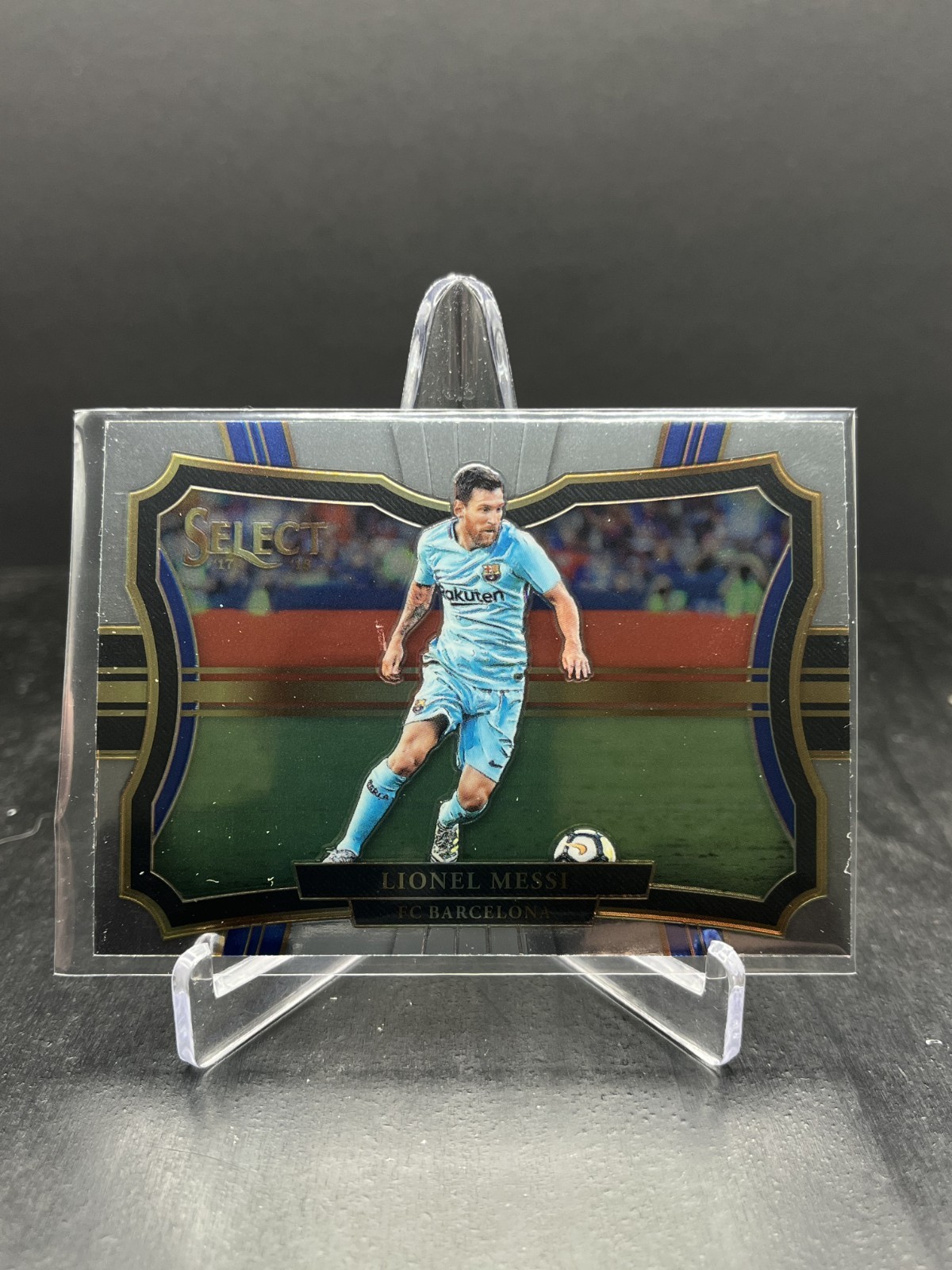 2017-18 Panini Select Soccer Lionel Messi Field Level #255