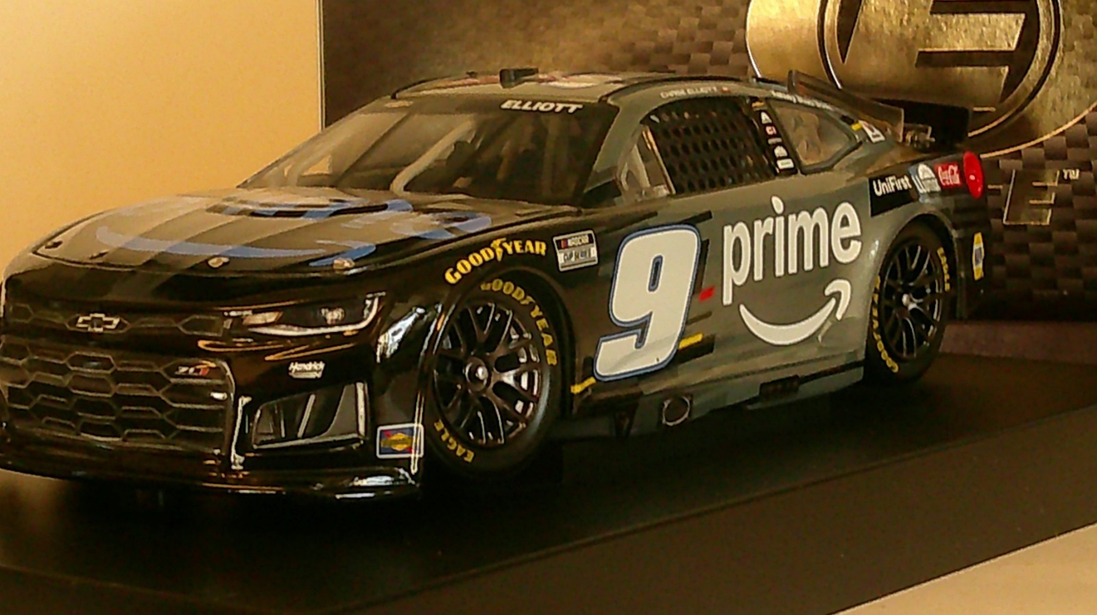 Chase Elliott 2026  #9 Amazon Prime Raw  1/24 Elite. DIN #9 Door # Amazing Car!!