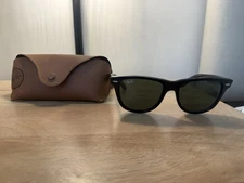 Rayban Wayfarer Sunglasses - Unisex
