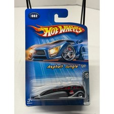 Hot Wheels Low Flow Asphalt Jungle 2/5 Metallic Grey Black 082 2005 G6804 New