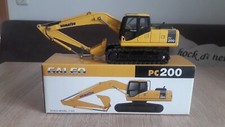 1: 43  KOMATSU  BAGGER PC  200  MIT  OVP.