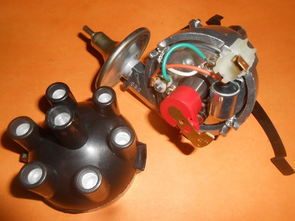 FORD ZEPHYR ZODIAC Mk2 (1956-62) POINTS IGNITION DISTRIBUTOR (Lucas 25D6 type) - Image 3 of 4