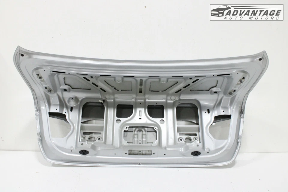 2013-18 BMW 320I XDRIVE F30 ЗАДНЯЯ КРЫШКА БАГАЖНИКА КРЫШКА ПАНЕЛИ ЛЕДНИК СЕРЕБРО OEM - Изображение 4 из 4