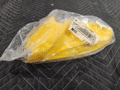 Nos SKI-DOO REAR TUNNEL MOLDING Left ZX SUMMIT 600 700 800 Yellow861781600 