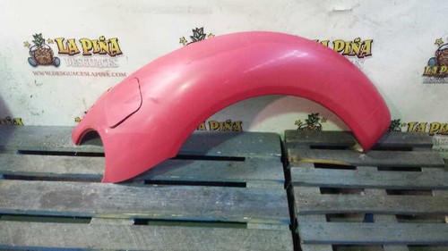 RECHTE HINTERE KOTFLÜGELVERBREITERUNG / COLOR ROJO / 133008 FÜR VOLKSWAGEN NEW B