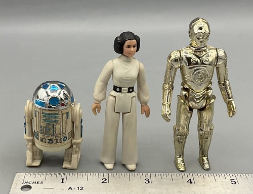 3 Vintage 1977 Star Wars Action Figuren Princess Leah, C-3P0 & R2-D2 Original Kenner