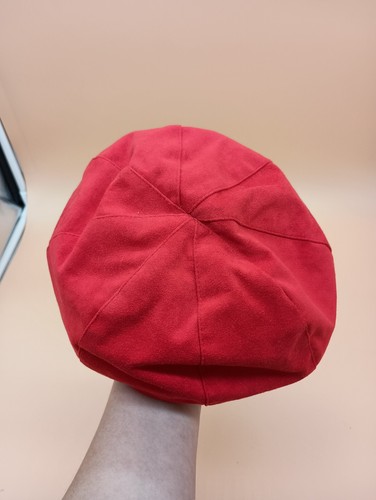 Vintage Ladies Hat Red Small Round Lined - Picture 2 of 5