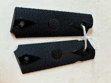 OEM TAURUS 1911 CHECKERED GRIP PANELS BLACK