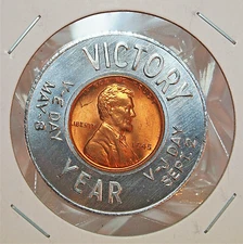 VICTORY YEAR V-E DAY / V-J DAY 1945-P (UNCIRCULATED) ENCASED WHEAT CENT...#12078