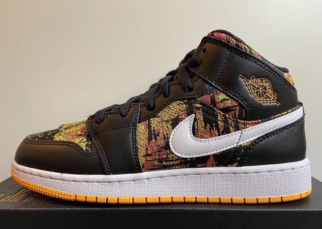 orange black and white jordan 1 kids