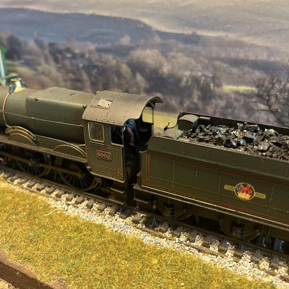 Hornby R3409 BR (late livery) King Class No 6002 “King William IV” DCC Fitted  - Image 2 of 4