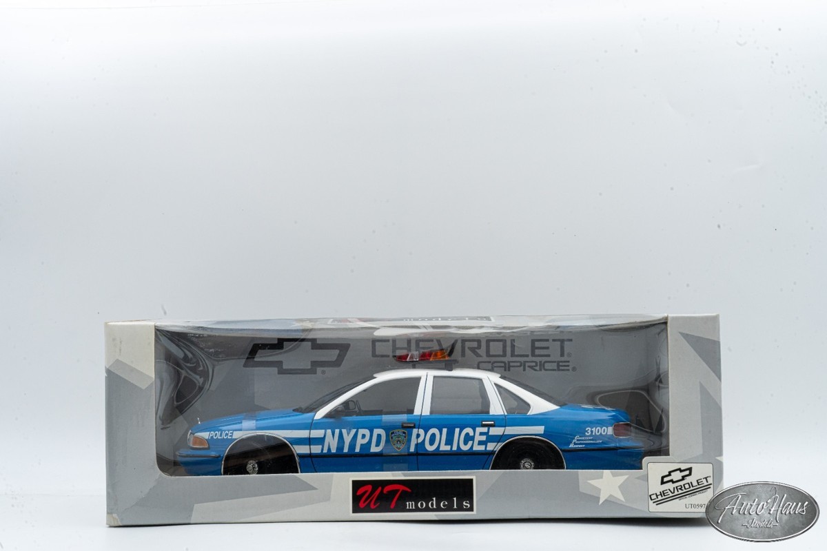 レア！UTモデル！Chevrolet NYPD Police Car 1/18 1/18 UT Models NYPD Police Chevrolet Caprice 🤝ALSO OPEN FOR