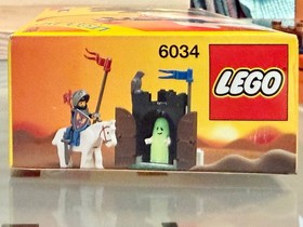 LEGO Castle Black Monarch's Ghost set (6034)  NEW!  - Retired VTG Black Knight