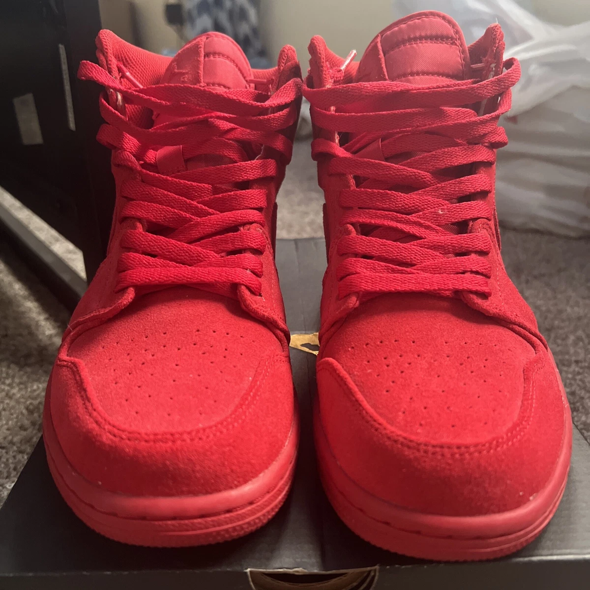 Preços baixos em Jordan 1 Retro High Red Suede | eBay