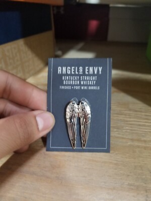 Angel Envy Bourbon Wings Pin Whisky Makers