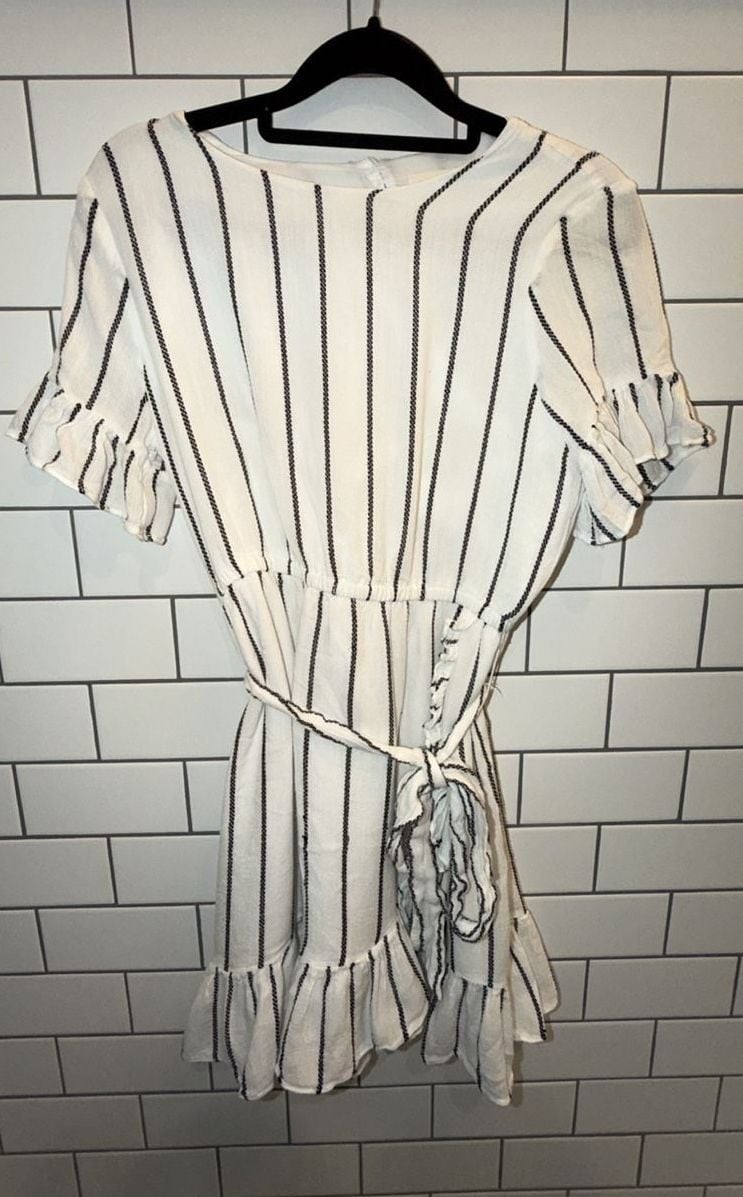 🤍 Maison Jules White & Black Striped Wrap Dress, photo 2