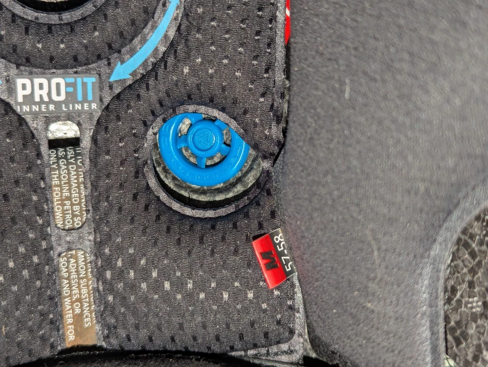 Kit de casco Leatt Moto 8.5 MX mediano como nuevo - más de $250 de descuento al por menor Foto 3 de 4