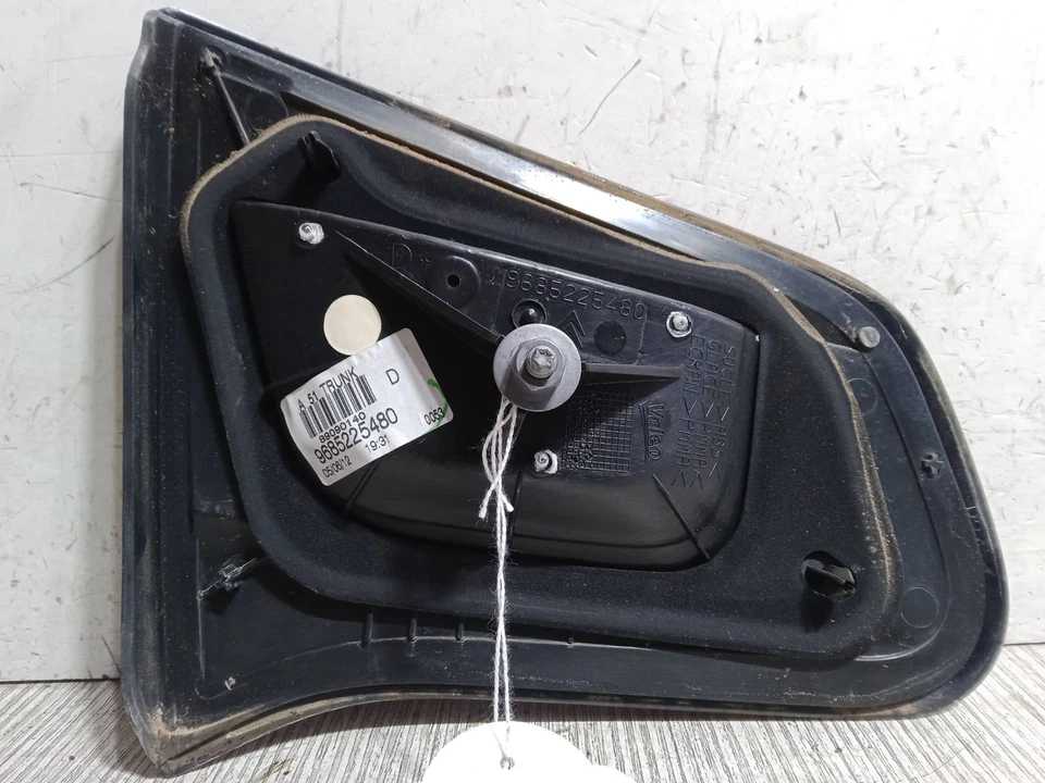 9685225480 LUCE DI CODA INTERNA DESTRA / 70982 PER CITROËN C3 II SC_ 1.4 HDI 7 - Immagine 2 di 4