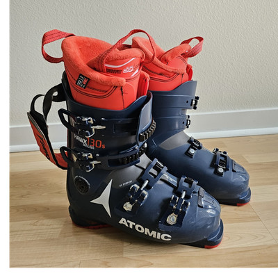 Atomic Hawx Magna 130 S Stiff Ski Boots Blue/Red 26.5 102mm Memory Fit Men