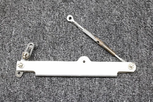 1760019-2, AN155B8S Cessna 177B Aileron Control Interconnect Arm RH