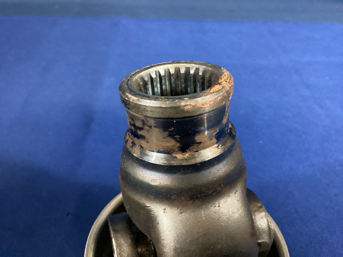 ももティン　0819 Left Rear Inner CV Joint Axle Yoke 1995 Suzuki King Quad 300