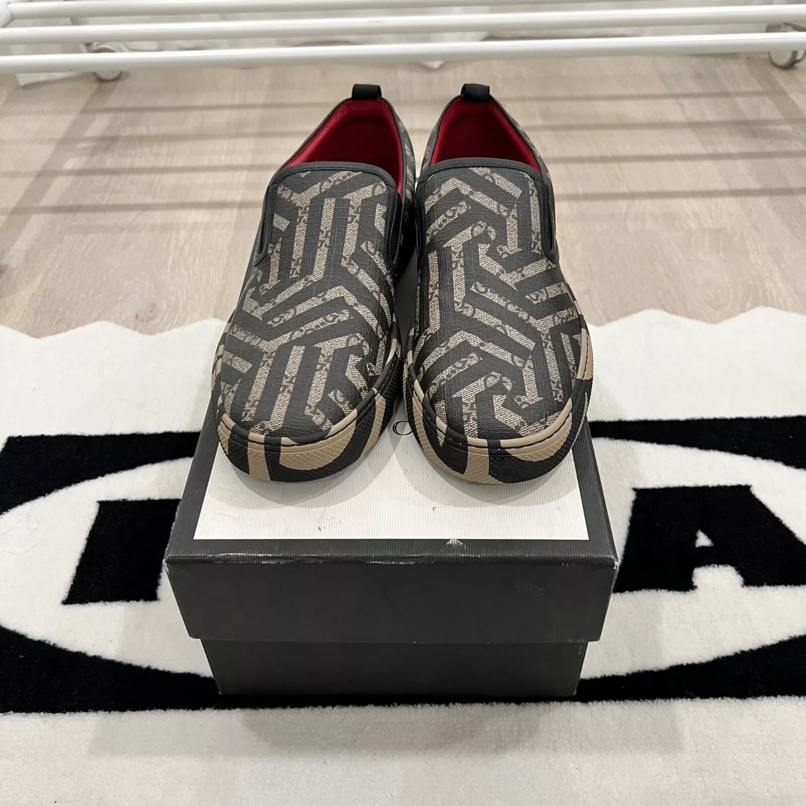 Baskets mocoussailles à enfiler logo Gucci Dublin Caleido noir toile GG