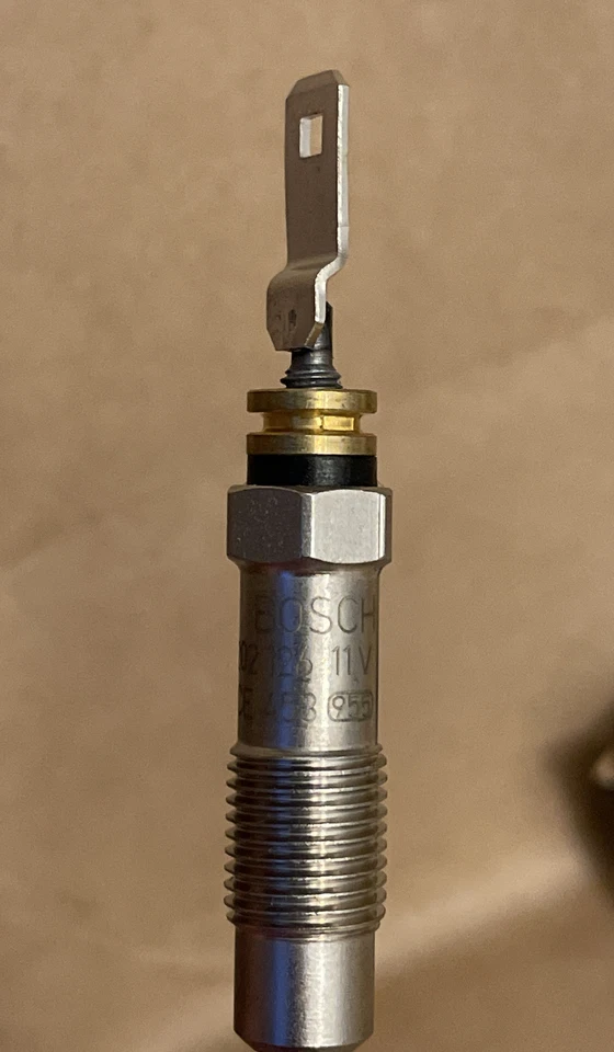 NUEVO — Bujía incandescente diésel Bosch 80034 — D-1-05-04 Foto 3 de 3