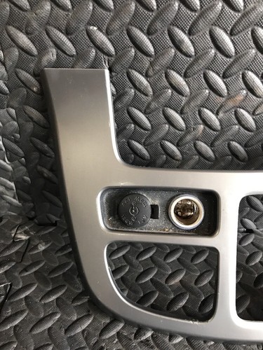 Kia Carnival 06-2010 Year Rhd Dashboard Center Gear Selector Surround Trim Panel - Picture 2 of 9