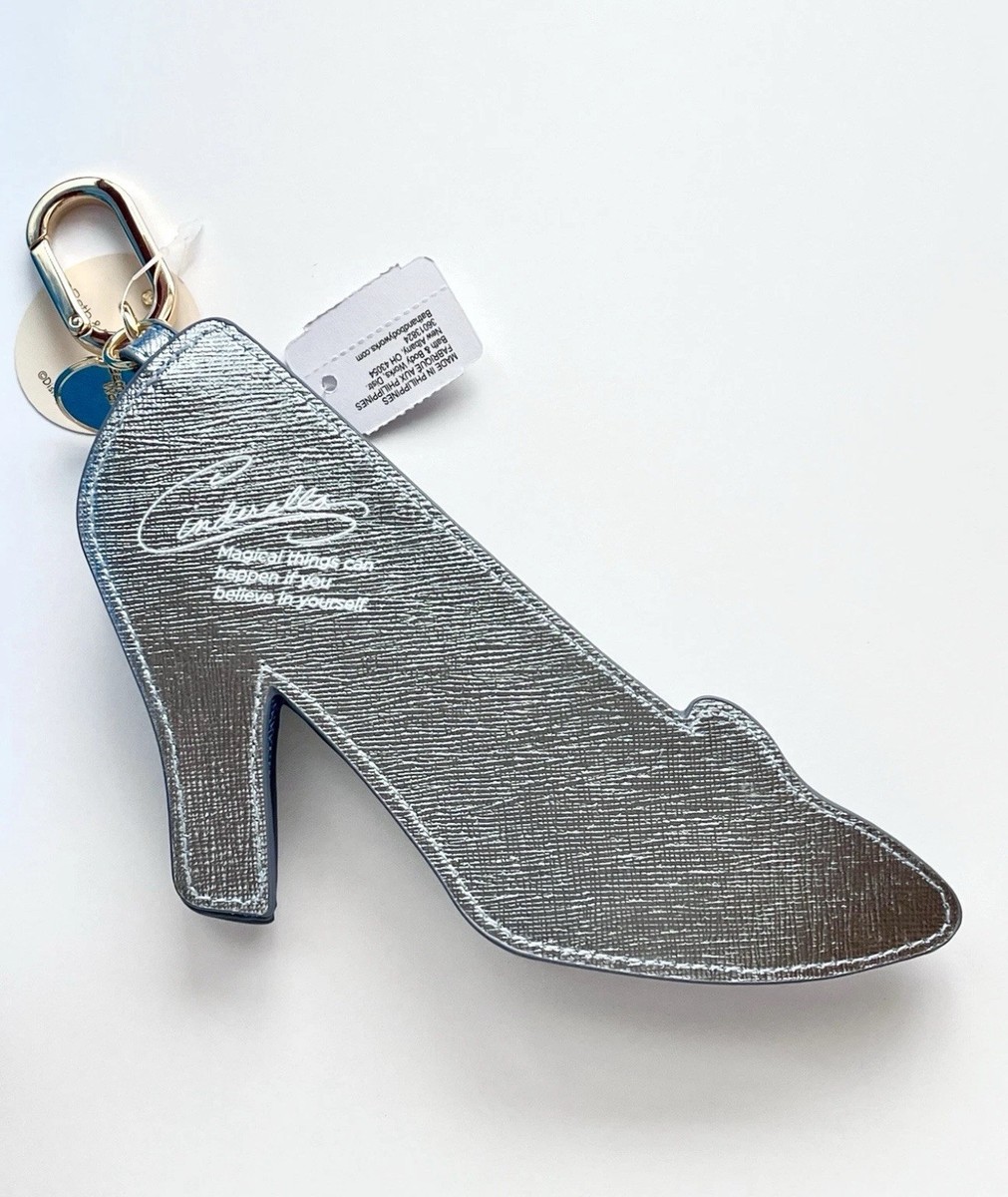 BATH & BODY WORKS DISNEY PRINCESS CINDERELLA SHOE COIN PURSE