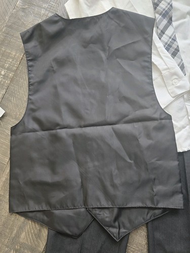 Van Heusen Boys 4 Piece Suit Set Size 8 Regular Black & White Formal Attire NEW - Picture 6 of 7