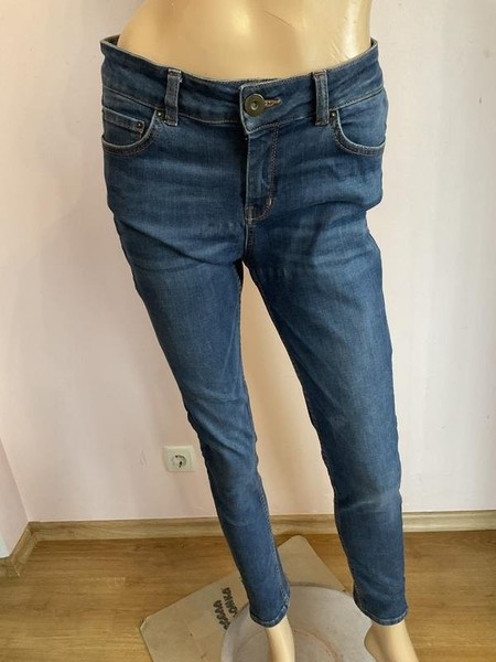 Women Hallhuber Jeans Navy 28 / M
