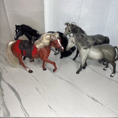 Vintage Lot Of 1988 & 1995 Grand Champions Mares And 1 Stallion Empire Marachon