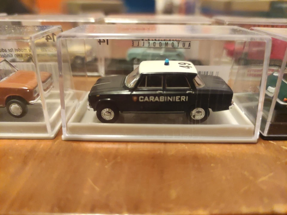 brekina 1:87 Set 8 Vetture Fiat VW Alfa Opel per Plastico Ferroviario - Immagine 4 di 4