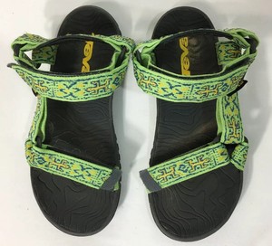teva sandals size 3