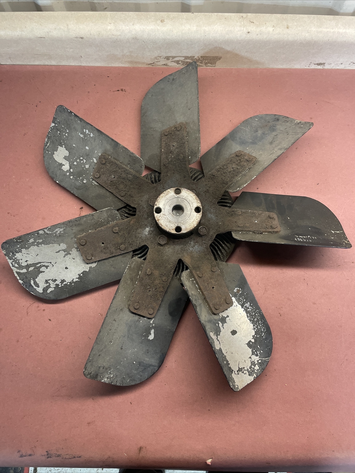 19701981 Firebird Trans Am V8 GM Radiator 7 Blade Clutch Fan 498579