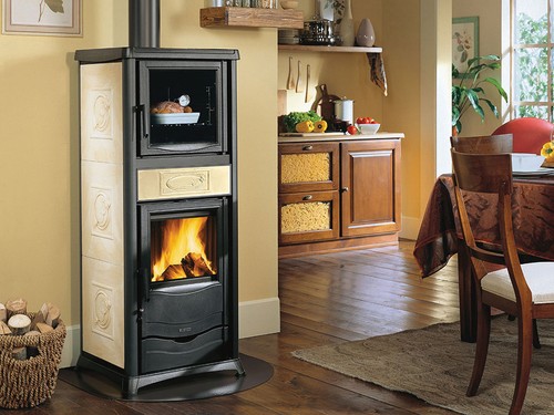 Stufa a legna con forno nordica 9.1 kw in ghisa e maiolica riscaldamento  260 m3 | eBay