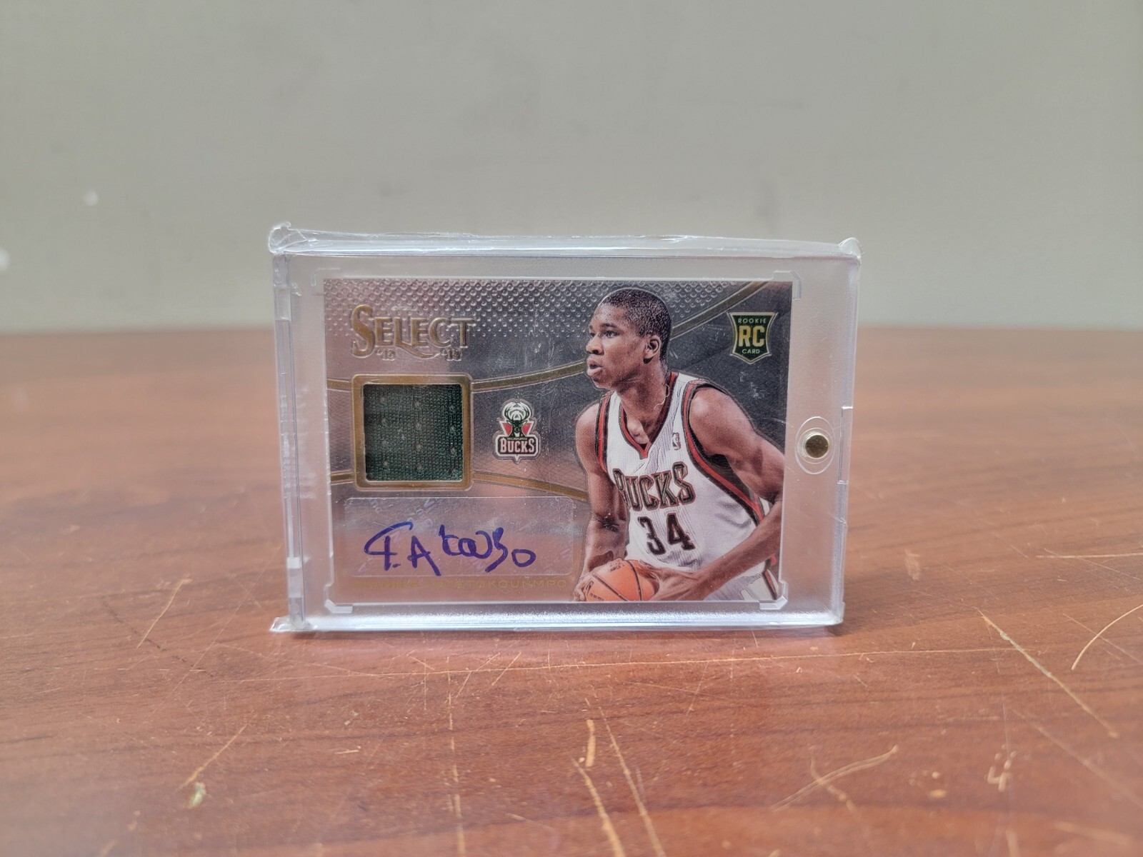 2013-14 Giannis Antetokounmpo Panini Select RC Autograph Rookie Patch Auto
