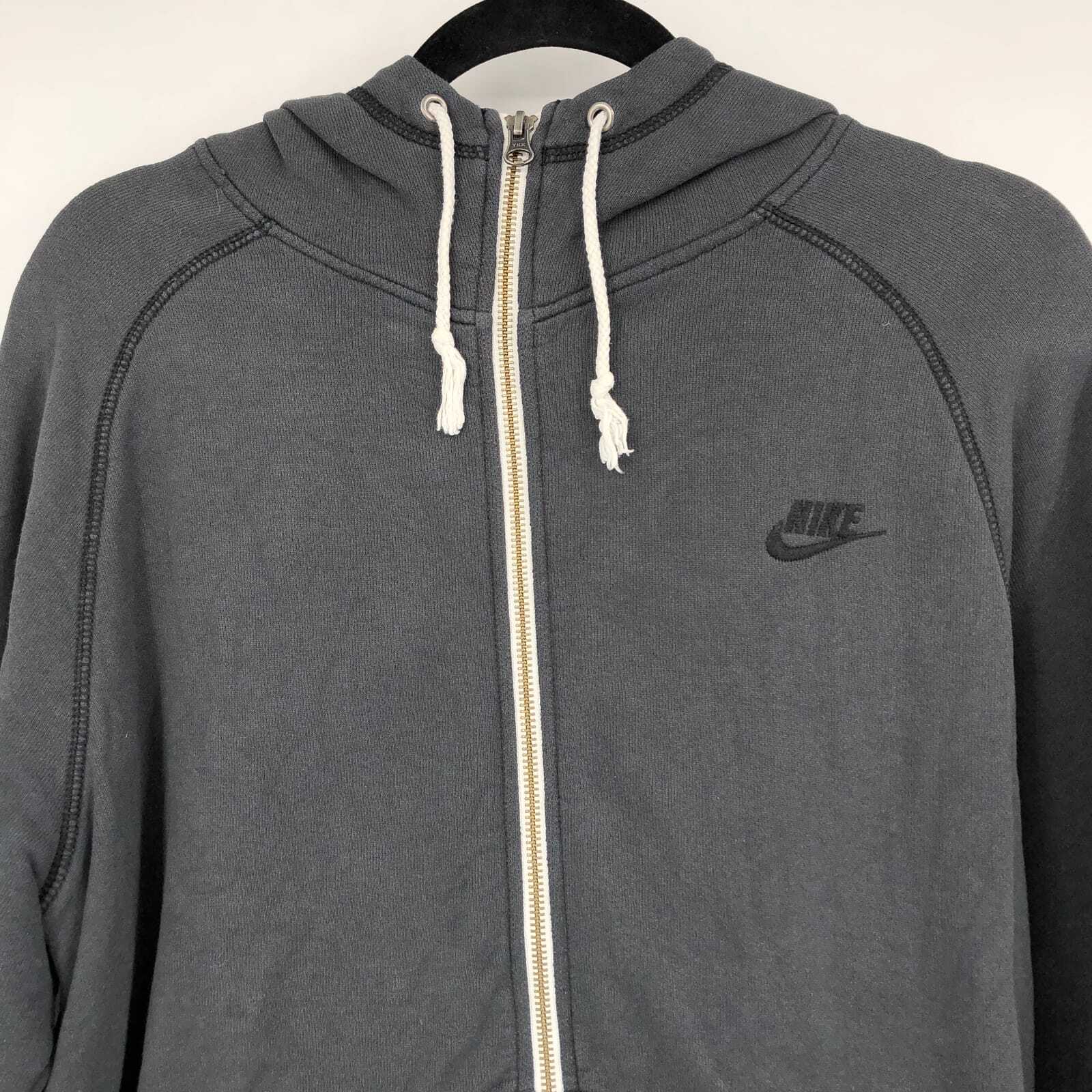Nike Gray Basic Jacket | Perfect for Any Occasion… - image 5