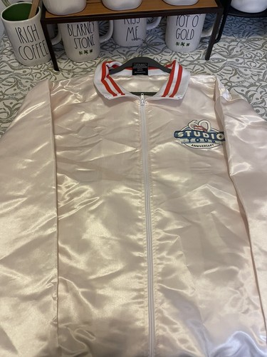 Welcome to Universal Studios Tram Tour 60th Anniversary Jacket Adult XL. - Picture 8 of 8