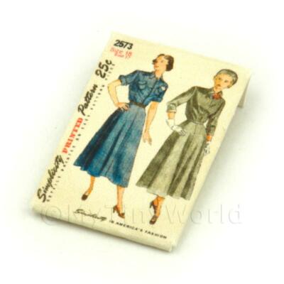 Puppenhaus Miniatur Simplicity Kleid Muster Paket 
