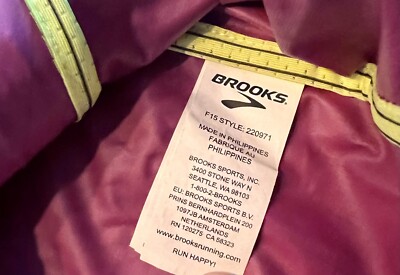 Brooks Purple Gray Jacket Small Light Weight Running Windbreaker
