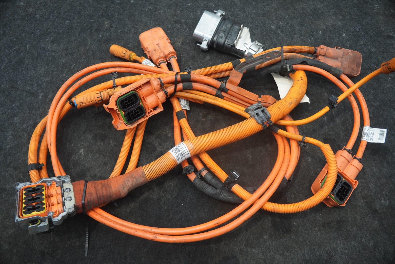 Engine Motor Battery High Voltage Wire Harness Cable Set 61128482382 BMW i8 2015