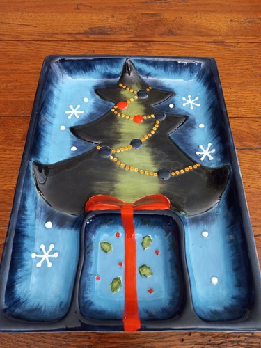 NEW Festive Hand-Painted Christmas Chip & Dip Divided Serving Dish/Tray/Plate - Picture 5 of 9
