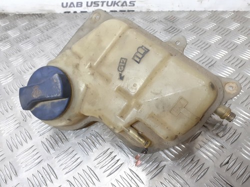 Volkswagen PASSAT B5 1997 Ausgleichsbehälter Kühlwasser 8D0121403J GUST22722