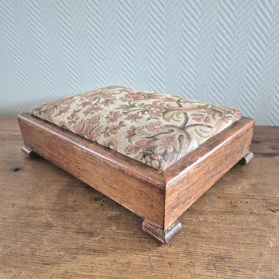 Vintage Floral Footstool Bed Step ladder Foot Rest Pouf Foot riser Sofa caddy - Image 3 of 4
