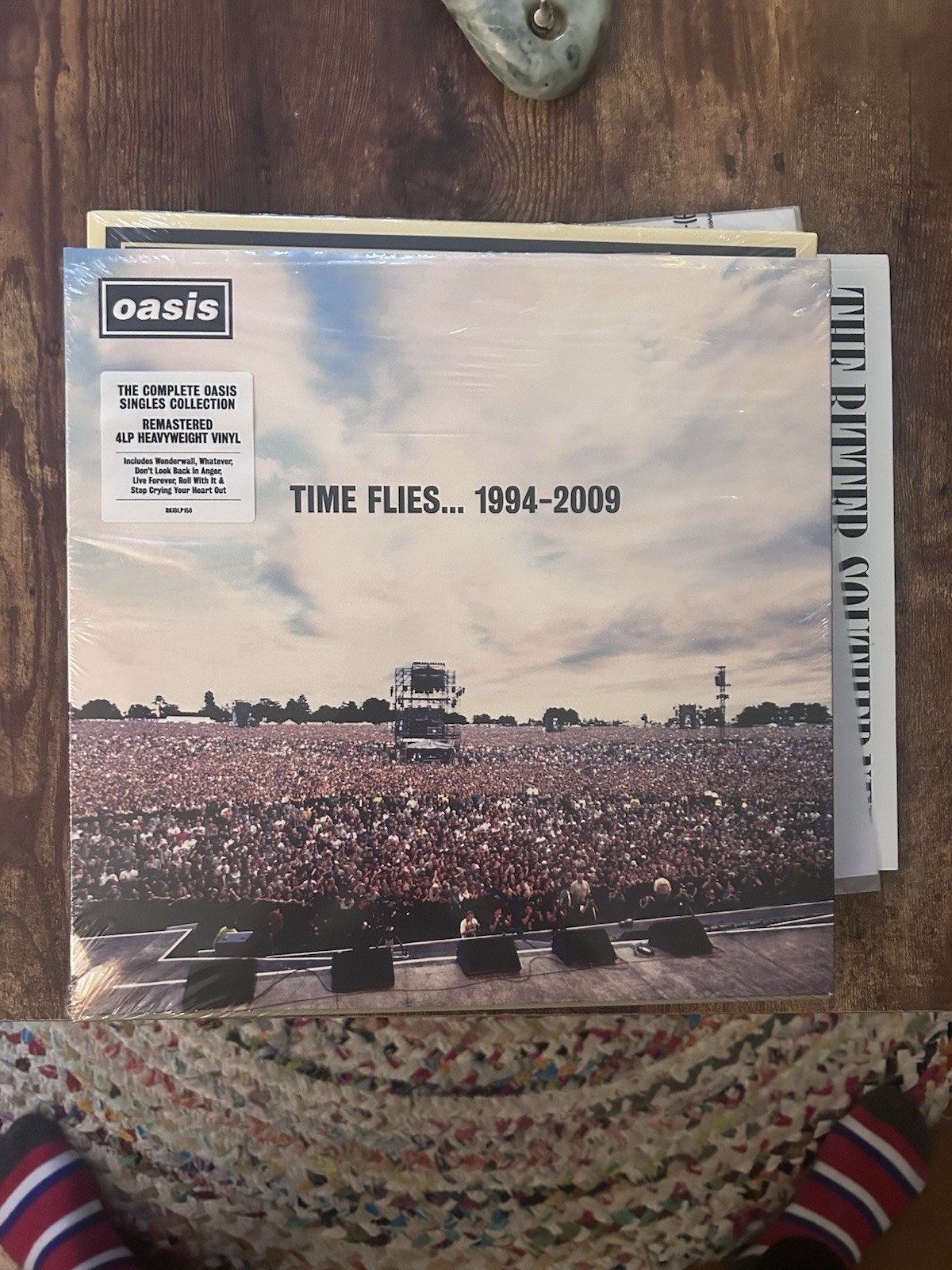 OASIS - TIME FLIES. 1994-2009- 4-LP Black VINYL BOX SET NM/NM Shrink