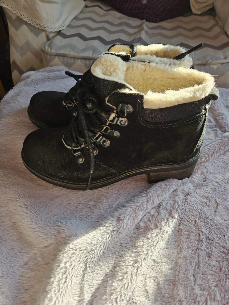 Ladies BJ size Black Fur Lined Ankle Boots UK