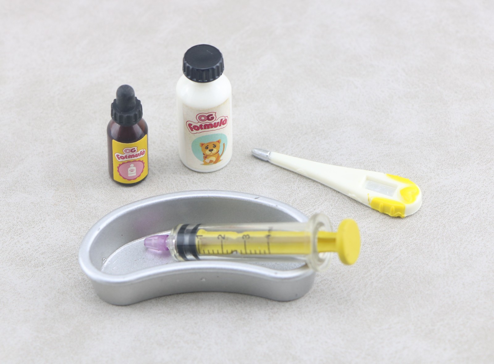 Our Generation Healthy Paws Vet  Clinic accessories set for 18'' doll pet doctor