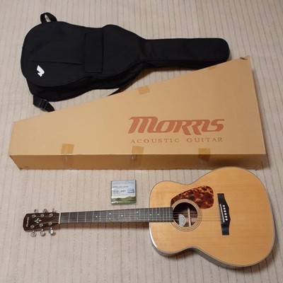 MORRIS F-40/NAT acoustic guitar